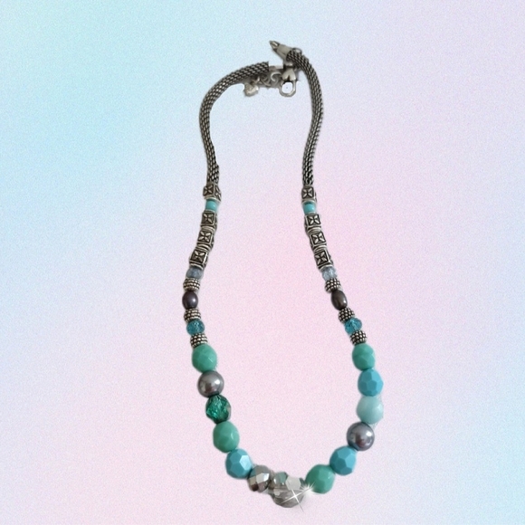 Brighton Soho Howlite Beaded Short Necklace  Like New - Picture 12 of 13